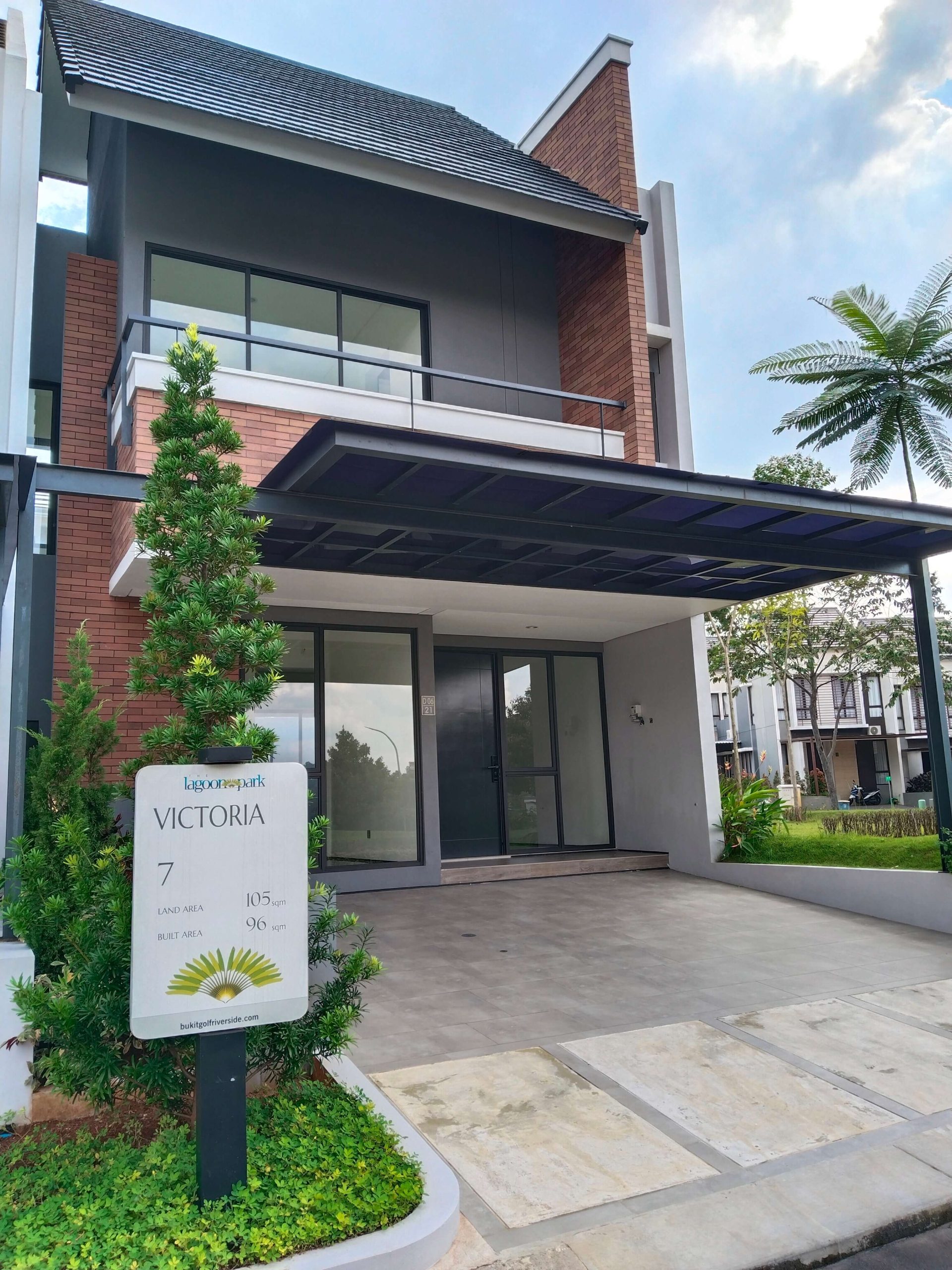 Cluster Lagoon Park Tipe Victoria - Bukit Golf Riverside - Image 2